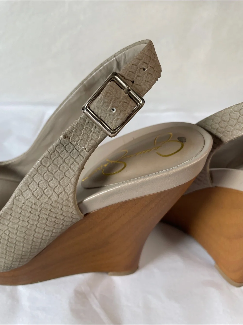 Jessica Simpson‎ Taupe Textured Peep-Toe Slingback Wedges
